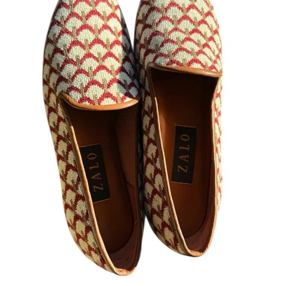 Vintage Needlepoint ZALO Women's Red, Cream, and Green Loafers - Picture 5 of 5